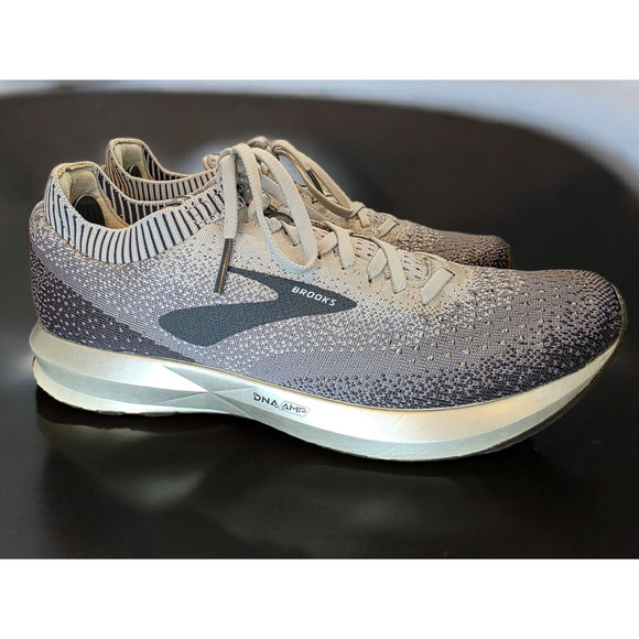 Brooks Shoes - Brooks Levitate 2 Women's Size 9.5 Running  Ebony/Gray/White 1202791B178
